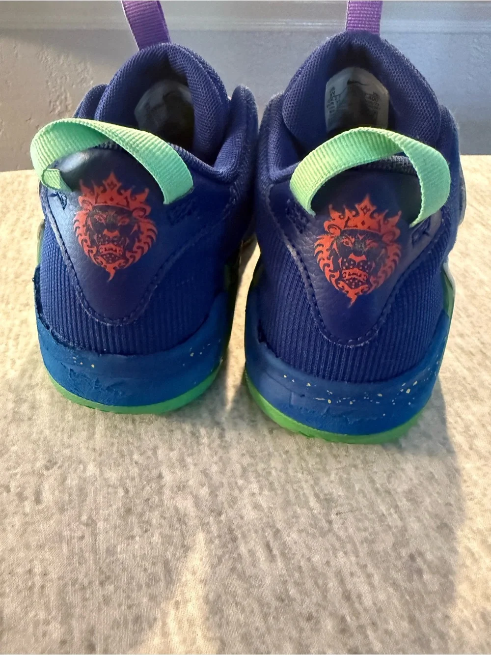 Nike Kids Blue Multicolor Strap Sneakers